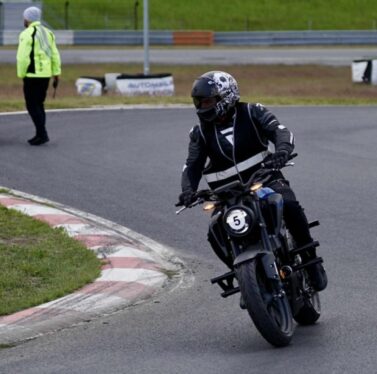 9B20092E-942D-4E50-969D-9D8A8A228DAC 9B20092E-942D-4E50-969D-9D8A8A228DAC